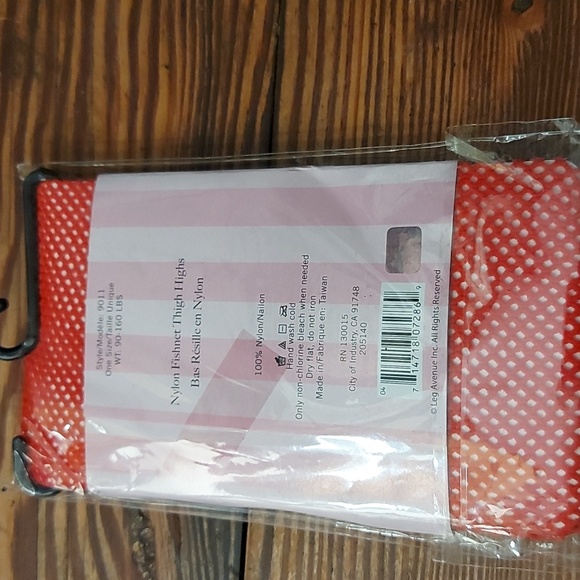 Leg Avenue Red FishNet Thigh Highs/One Sz/Nylon - Picture 2 of 2
